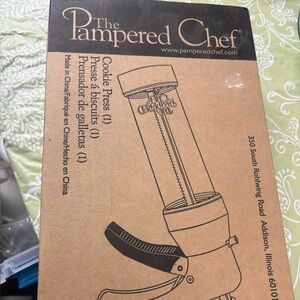 Pampered Chef Cookie Press - Clear and Black